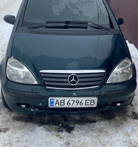 Зеленый Мерседес А класс, объемом двигателя 1.7 л и пробегом 270 тыс. км за 2000 $, фото 1 на Automoto.ua