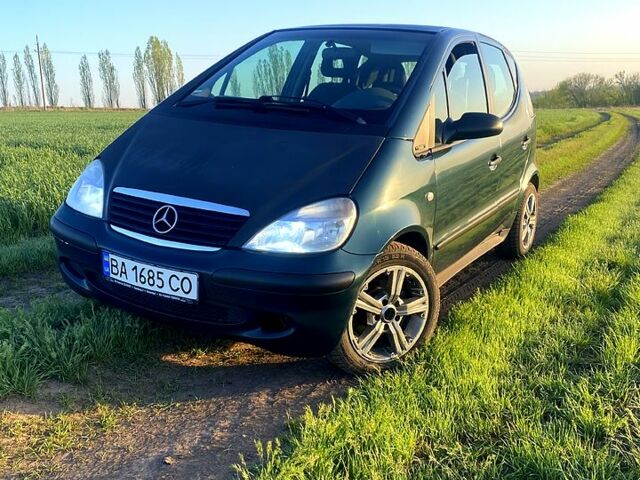Зеленый Мерседес А класс, объемом двигателя 1.4 л и пробегом 190 тыс. км за 3300 $, фото 1 на Automoto.ua