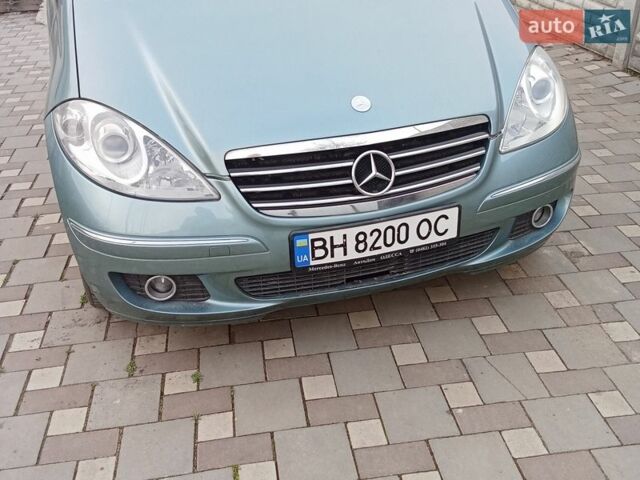 Зелений Мерседес А клас, об'ємом двигуна 1.7 л та пробігом 215 тис. км за 5400 $, фото 1 на Automoto.ua