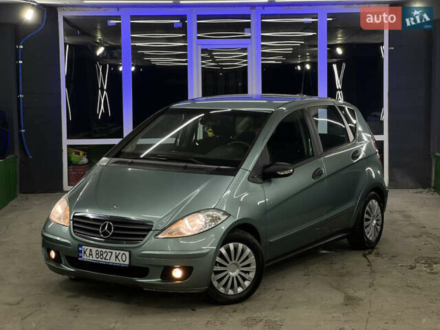 Зеленый Мерседес А класс, объемом двигателя 1.5 л и пробегом 329 тыс. км за 6000 $, фото 1 на Automoto.ua