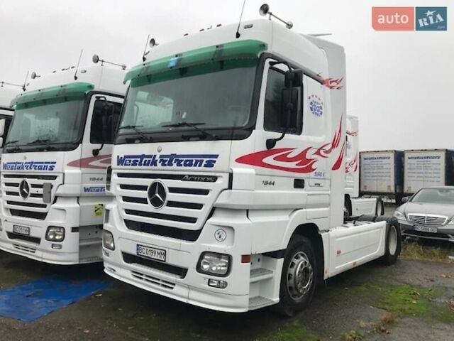 Белый Мерседес Актрос, объемом двигателя 11.9 л и пробегом 1 тыс. км за 18542 $, фото 1 на Automoto.ua