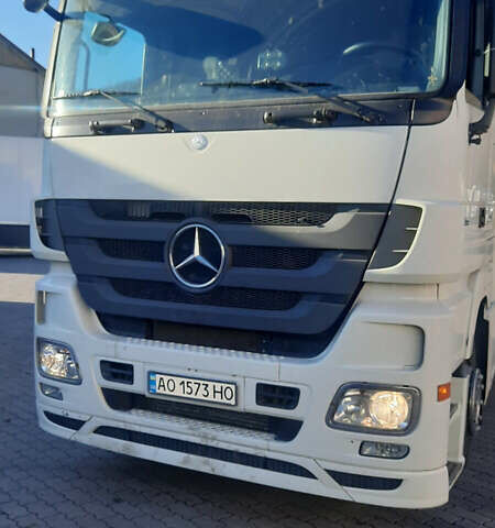 Білий Мерседес Актрос, об'ємом двигуна 0 л та пробігом 1 тис. км за 20000 $, фото 1 на Automoto.ua