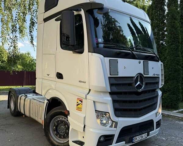 Білий Мерседес Актрос, об'ємом двигуна 12.8 л та пробігом 784 тис. км за 24000 $, фото 1 на Automoto.ua