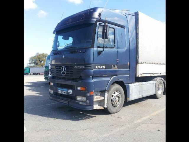 Мерседес Актрос, об'ємом двигуна 12 л та пробігом 800 тис. км за 9000 $, фото 1 на Automoto.ua