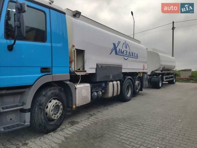 Мерседес Актрос, объемом двигателя 0 л и пробегом 350 тыс. км за 7200 $, фото 1 на Automoto.ua