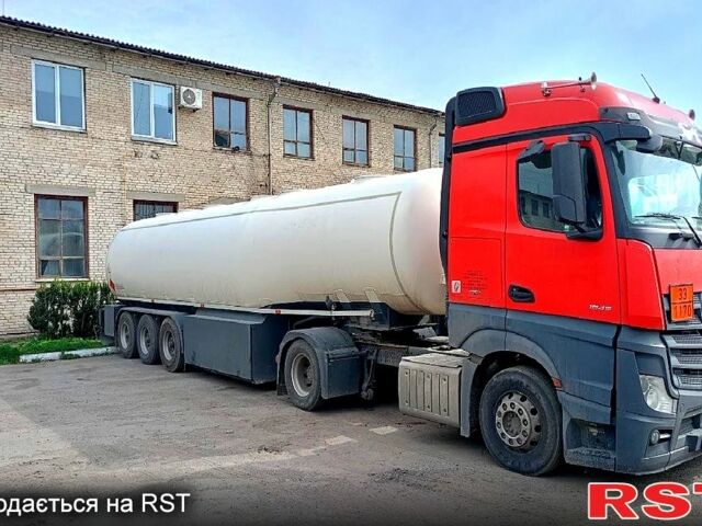 Мерседес Актрос, об'ємом двигуна 0.13 л та пробігом 400 тис. км за 21000 $, фото 1 на Automoto.ua