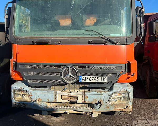 Оранжевый Мерседес Актрос, объемом двигателя 11.95 л и пробегом 400 тыс. км за 35000 $, фото 1 на Automoto.ua
