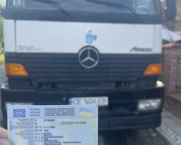 Белый Мерседес Атего, объемом двигателя 6.4 л и пробегом 537 тыс. км за 11000 $, фото 1 на Automoto.ua