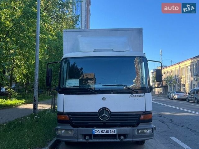 Белый Мерседес Атего, объемом двигателя 4.25 л и пробегом 850 тыс. км за 9500 $, фото 1 на Automoto.ua