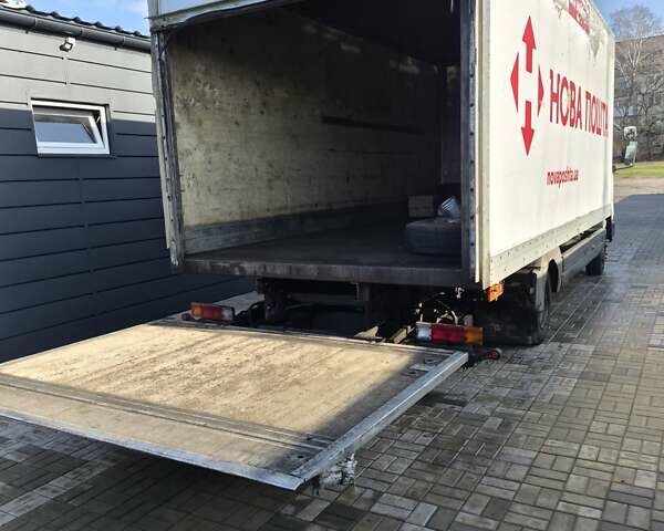 Белый Мерседес Атего, объемом двигателя 4.3 л и пробегом 700 тыс. км за 9000 $, фото 1 на Automoto.ua