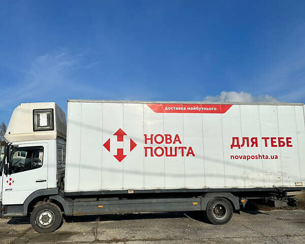 Белый Мерседес Атего, объемом двигателя 4.25 л и пробегом 935 тыс. км за 13999 $, фото 1 на Automoto.ua