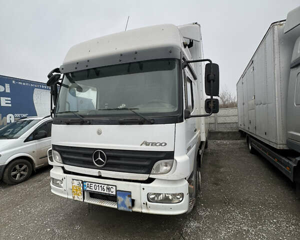 Білий Мерседес Атего, об'ємом двигуна 6.3 л та пробігом 585 тис. км за 22300 $, фото 1 на Automoto.ua