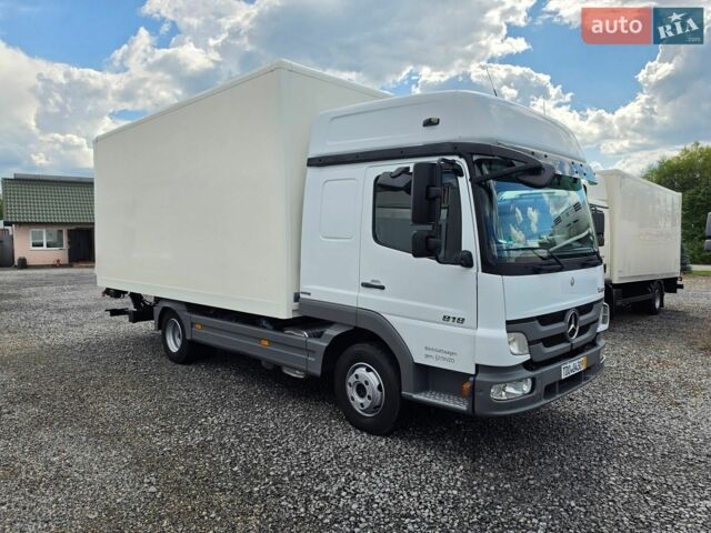 Белый Мерседес Атего, объемом двигателя 4.2 л и пробегом 316 тыс. км за 32700 $, фото 1 на Automoto.ua