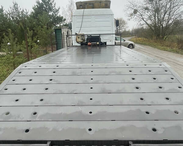 Белый Мерседес Атего, объемом двигателя 6 л и пробегом 395 тыс. км за 12200 $, фото 1 на Automoto.ua