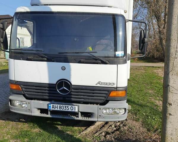 Белый Мерседес Атего, объемом двигателя 4.2 л и пробегом 501 тыс. км за 12800 $, фото 1 на Automoto.ua