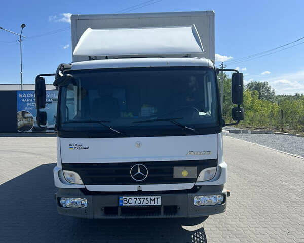 Білий Мерседес Атего, об'ємом двигуна 4.3 л та пробігом 430 тис. км за 23000 $, фото 1 на Automoto.ua
