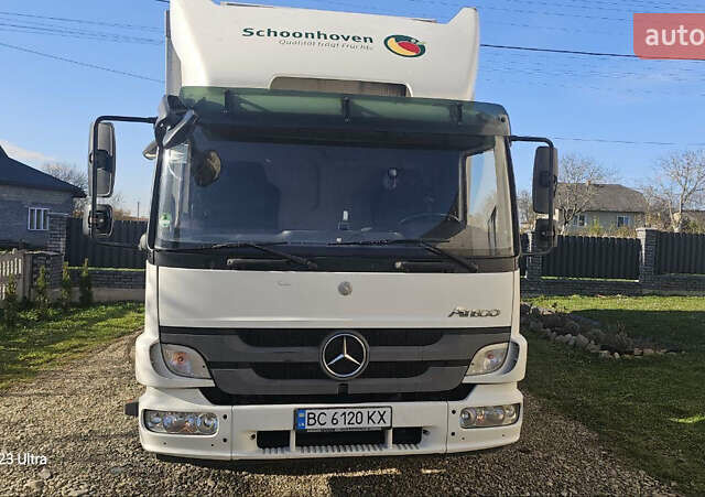 Білий Мерседес Атего, об'ємом двигуна 4.25 л та пробігом 660 тис. км за 20000 $, фото 1 на Automoto.ua