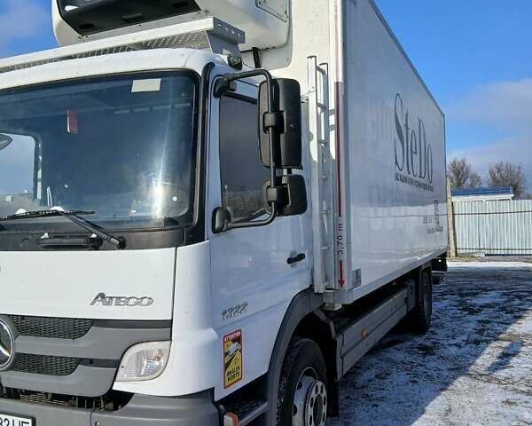 Білий Мерседес Атего, об'ємом двигуна 0 л та пробігом 350 тис. км за 42000 $, фото 1 на Automoto.ua