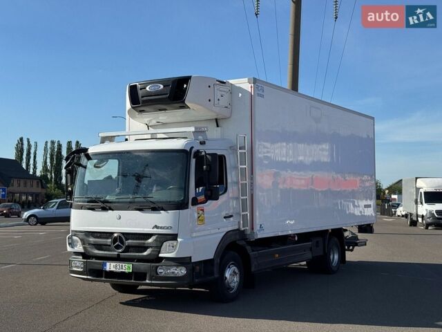 Білий Мерседес Атего, об'ємом двигуна 4.2 л та пробігом 383 тис. км за 30900 $, фото 1 на Automoto.ua