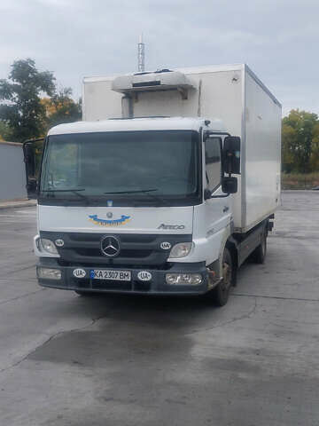 Білий Мерседес Атего, об'ємом двигуна 4.25 л та пробігом 346 тис. км за 20500 $, фото 1 на Automoto.ua