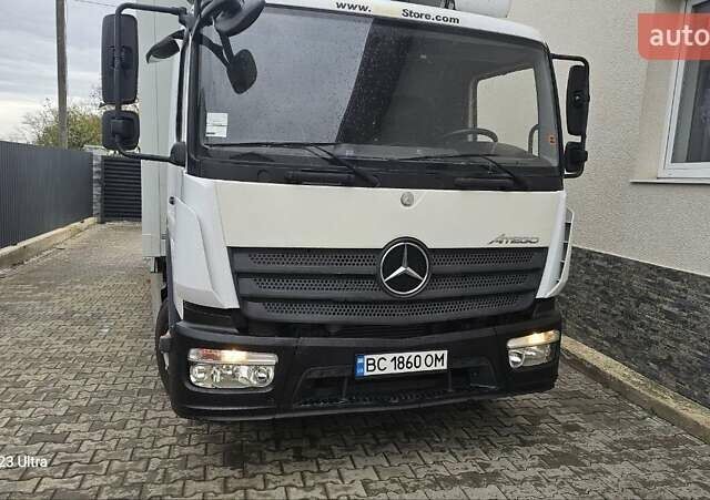 Мерседес Атего 2015 в Львове на Automoto.ua Белый Мерседес Атего, объемом двигателя 5.13 л и пробегом 453 тыс. км за 30000 $, фото 1 на Automoto.ua