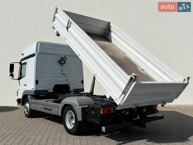 Білий Мерседес Атего, об'ємом двигуна 0 л та пробігом 258 тис. км за 46500 $, фото 1 на Automoto.ua