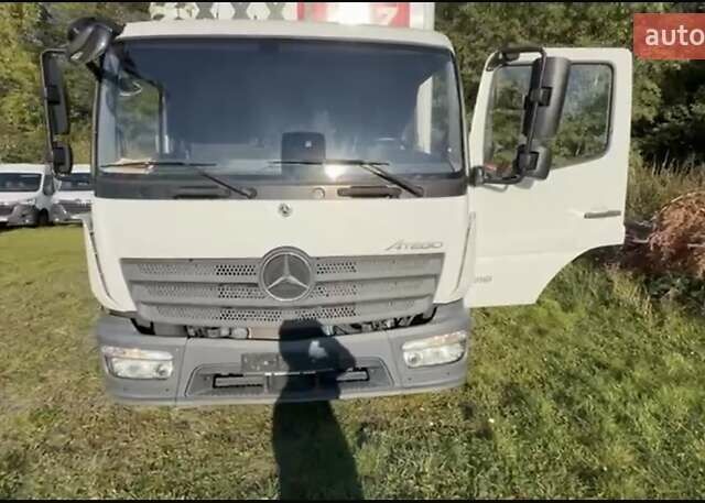 Білий Мерседес Атего, об'ємом двигуна 0 л та пробігом 60 тис. км за 58000 $, фото 1 на Automoto.ua