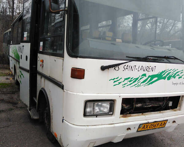 Білий Мерседес Атего, об'ємом двигуна 5.96 л та пробігом 100 тис. км за 6500 $, фото 1 на Automoto.ua