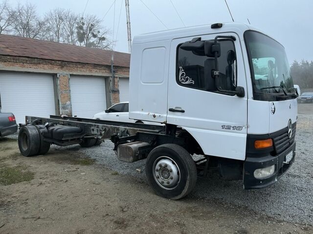 Мерседес Атего, объемом двигателя 0 л и пробегом 0 тыс. км за 12900 $, фото 1 на Automoto.ua