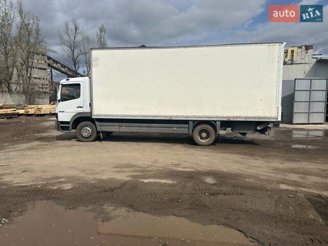 Мерседес Атего, об'ємом двигуна 4.2 л та пробігом 796 тис. км за 16500 $, фото 1 на Automoto.ua