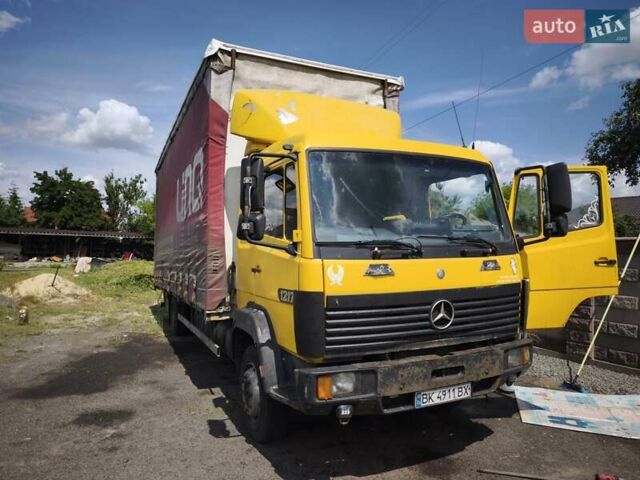 Жовтий Мерседес Атего, об'ємом двигуна 4.25 л та пробігом 700 тис. км за 10000 $, фото 1 на Automoto.ua