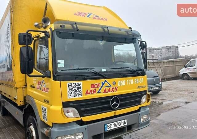 Желтый Мерседес Атего, объемом двигателя 4.25 л и пробегом 349 тыс. км за 23000 $, фото 1 на Automoto.ua