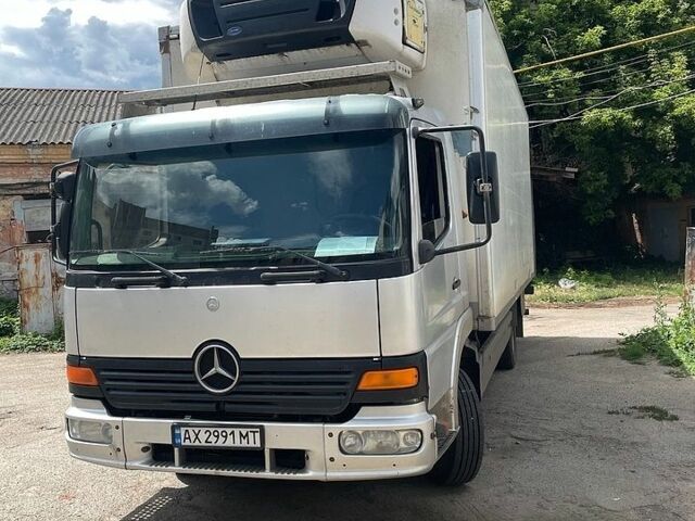 Сірий Мерседес Атего, об'ємом двигуна 4.2 л та пробігом 6 тис. км за 15000 $, фото 1 на Automoto.ua