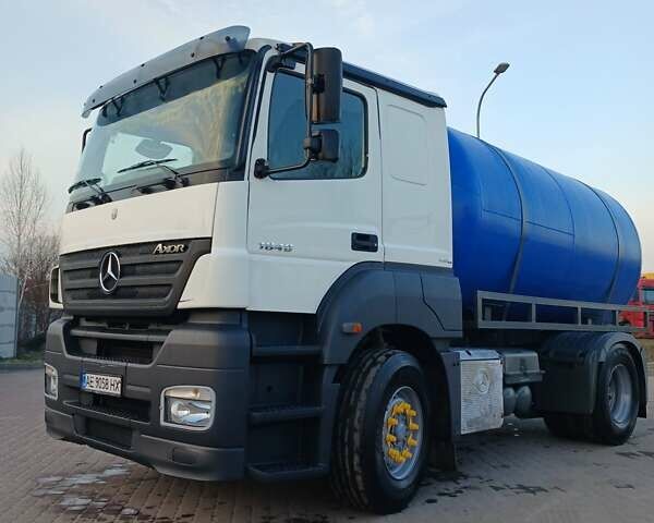 Білий Мерседес Аксор, об'ємом двигуна 0 л та пробігом 812 тис. км за 16500 $, фото 1 на Automoto.ua