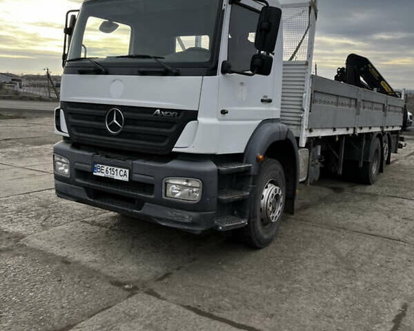 Білий Мерседес Аксор, об'ємом двигуна 6 л та пробігом 280 тис. км за 39600 $, фото 1 на Automoto.ua