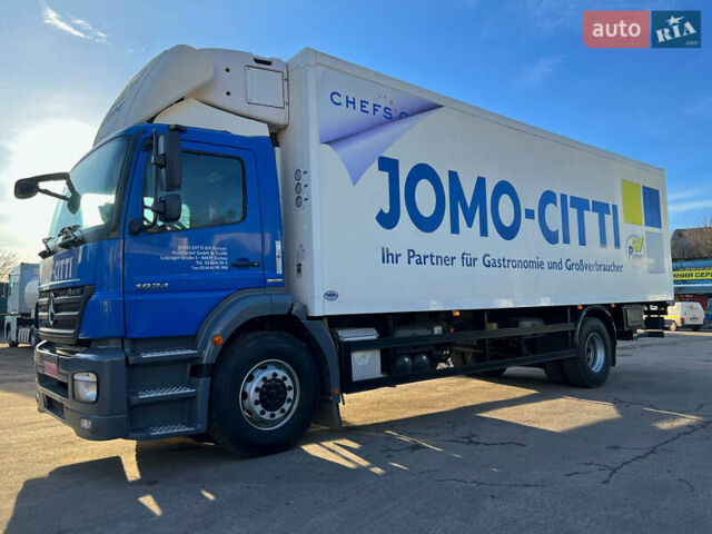 Мерседес Аксор, объемом двигателя 0 л и пробегом 422 тыс. км за 38900 $, фото 1 на Automoto.ua