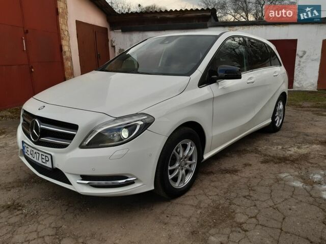 Белый Мерседес Б-класс, объемом двигателя 1.99 л и пробегом 223 тыс. км за 10300 $, фото 1 на Automoto.ua