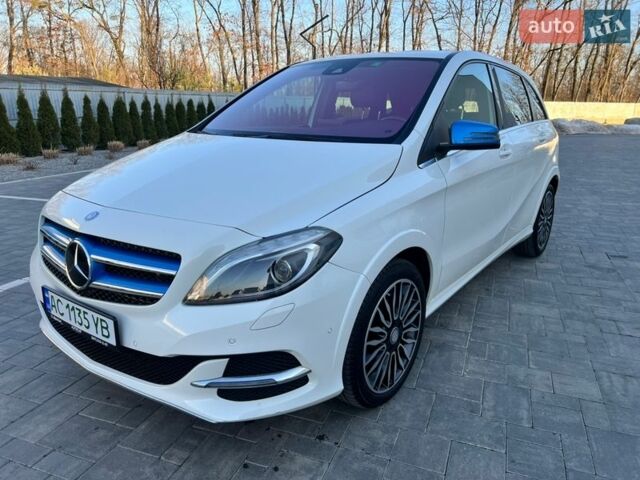 Білий Мерседес Б-клас, об'ємом двигуна 0 л та пробігом 83 тис. км за 10850 $, фото 1 на Automoto.ua