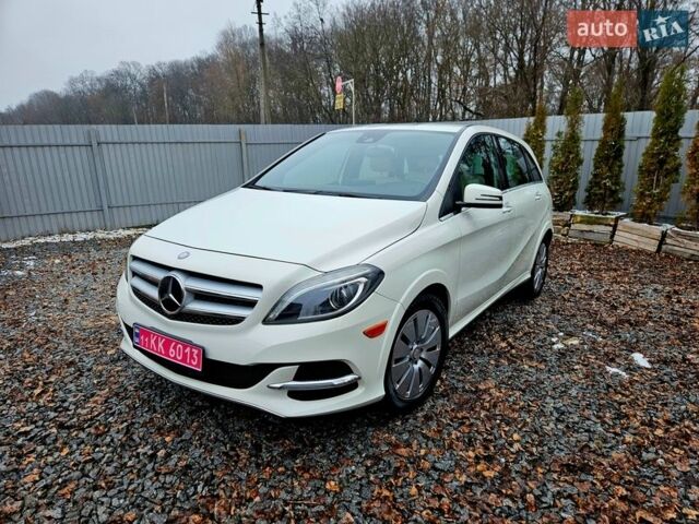 Білий Мерседес Б-клас, об'ємом двигуна 0 л та пробігом 179 тис. км за 9000 $, фото 1 на Automoto.ua