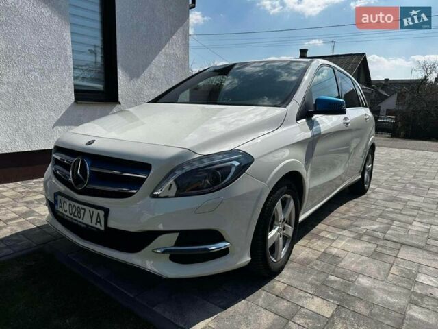 Білий Мерседес Б-клас, об'ємом двигуна 0 л та пробігом 85 тис. км за 10499 $, фото 1 на Automoto.ua