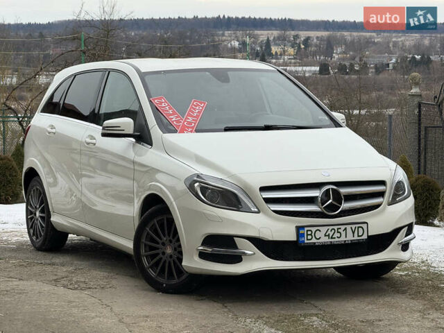 Білий Мерседес Б-клас, об'ємом двигуна 0 л та пробігом 118 тис. км за 10550 $, фото 1 на Automoto.ua