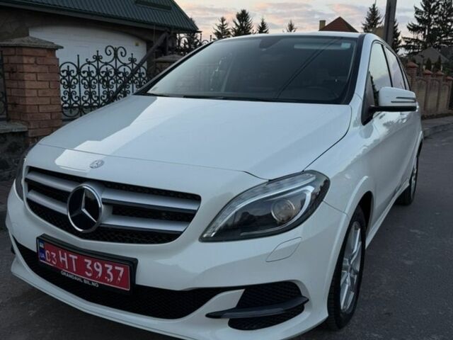 Білий Мерседес Б-клас, об'ємом двигуна 0 л та пробігом 91 тис. км за 13000 $, фото 1 на Automoto.ua