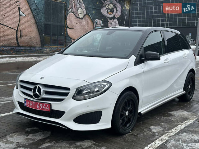 Белый Мерседес Б-класс, объемом двигателя 2.2 л и пробегом 192 тыс. км за 14700 $, фото 1 на Automoto.ua