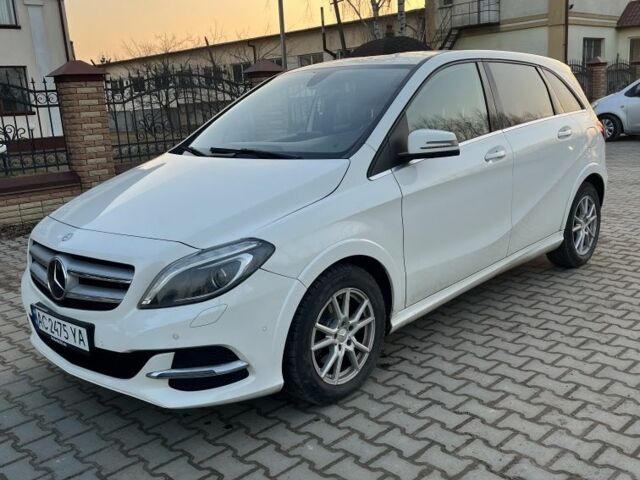 Білий Мерседес Б-клас, об'ємом двигуна 0 л та пробігом 94 тис. км за 10250 $, фото 1 на Automoto.ua