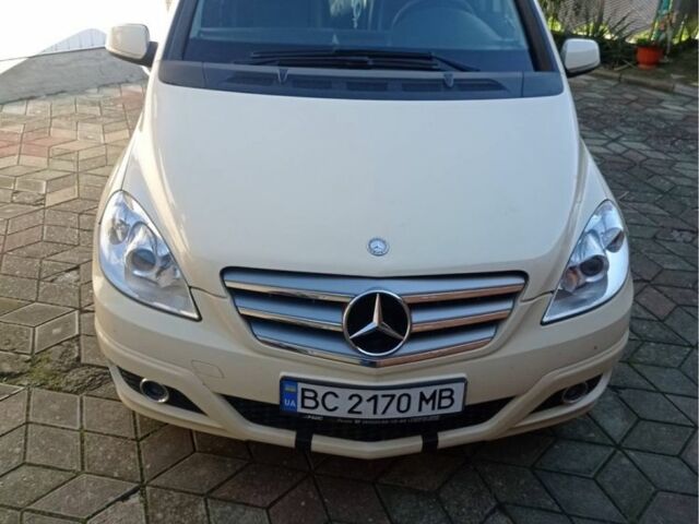 Бежевый Мерседес Б-класс, объемом двигателя 0 л и пробегом 281 тыс. км за 7500 $, фото 1 на Automoto.ua