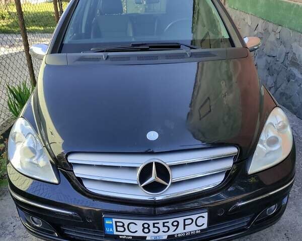 Черный Мерседес Б-класс, объемом двигателя 2.03 л и пробегом 180 тыс. км за 6000 $, фото 1 на Automoto.ua