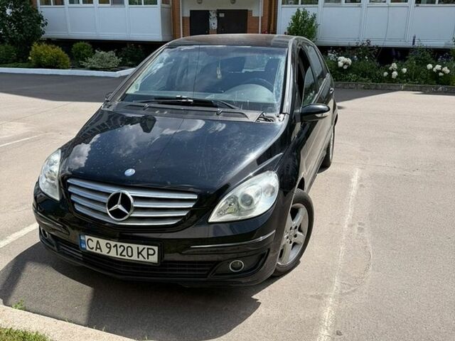 Чорний Мерседес Б-клас, об'ємом двигуна 1.5 л та пробігом 285 тис. км за 5999 $, фото 1 на Automoto.ua