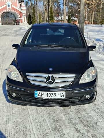 Чорний Мерседес Б-клас, об'ємом двигуна 1.7 л та пробігом 313 тис. км за 6200 $, фото 1 на Automoto.ua