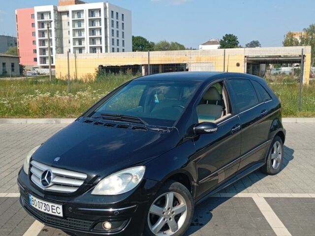 Чорний Мерседес Б-клас, об'ємом двигуна 2 л та пробігом 258 тис. км за 5000 $, фото 1 на Automoto.ua