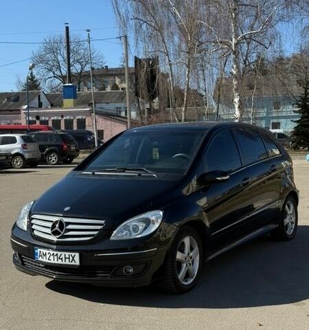 Черный Мерседес Б-класс, объемом двигателя 2.03 л и пробегом 191 тыс. км за 6600 $, фото 1 на Automoto.ua